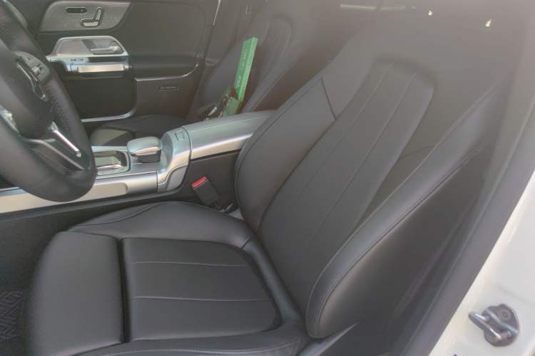 Used Mercedes-Benz GLB 2021 GLB 200 Fashion Model Left Front Seat