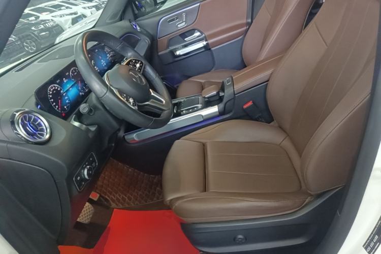 Used Mercedes-Benz GLB 2021 GLB 200 Fashion Model Left Front Seat