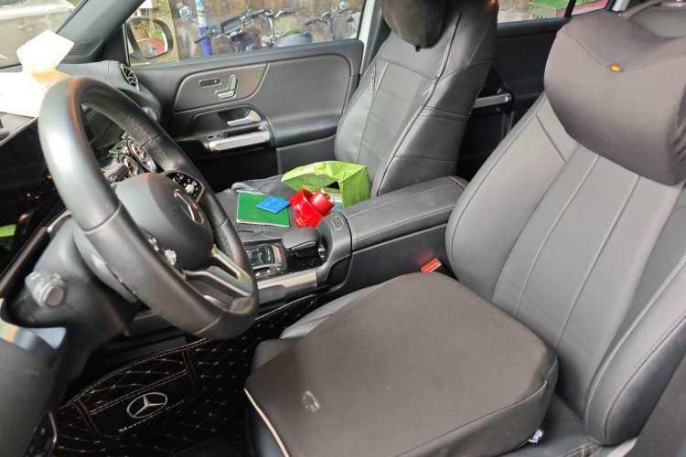 Used Mercedes-Benz GLB 2021 GLB 200 Fashion Model Left Front Seat