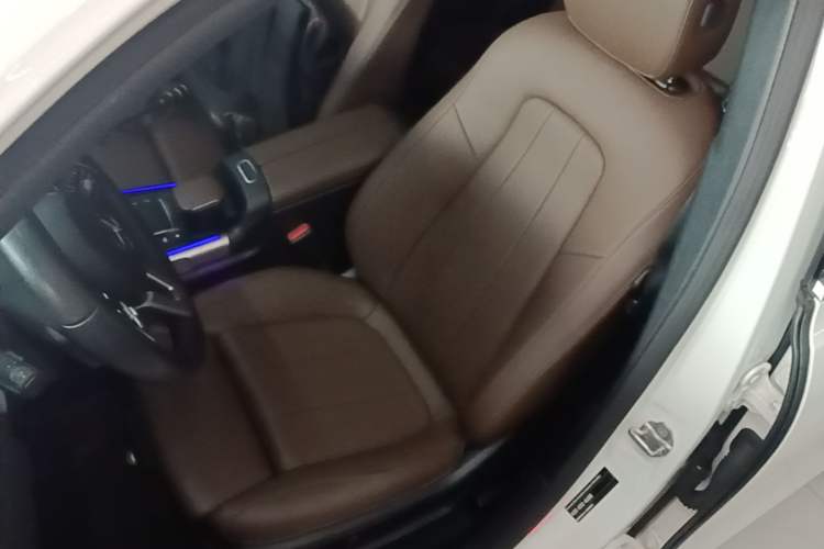 Used Mercedes-Benz GLB 2021 GLB 200 Dynamic Edition Left Front Seat