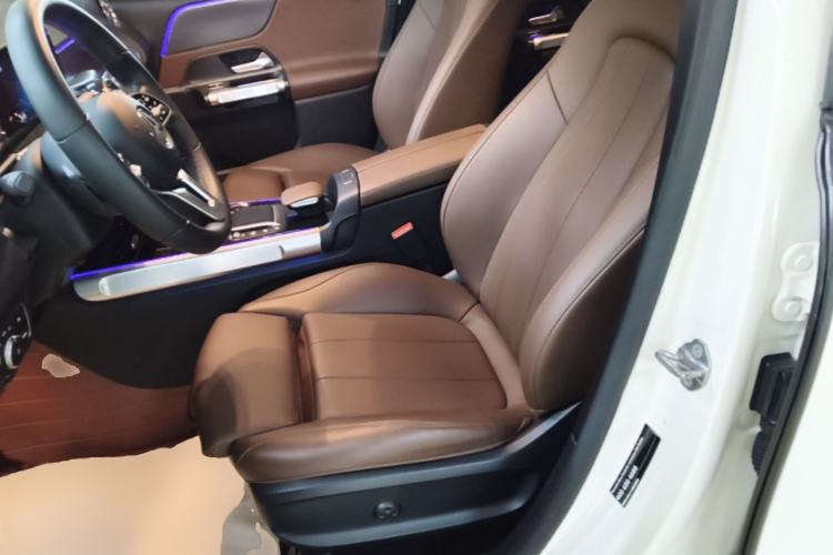 Used Mercedes-Benz GLB 2021 GLB 200 Dynamic Edition Left Front Seat
