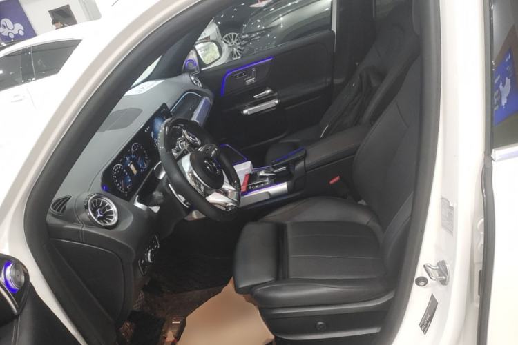 Used Mercedes-Benz GLB 2021 GLB 200 Fashion Model Left Front Seat