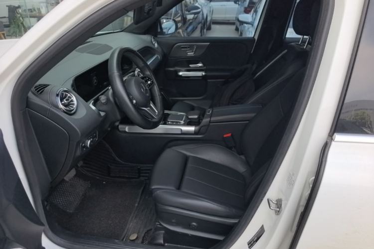 Used Mercedes-Benz GLB 2021 GLB 200 Fashion Model Left Front Seat