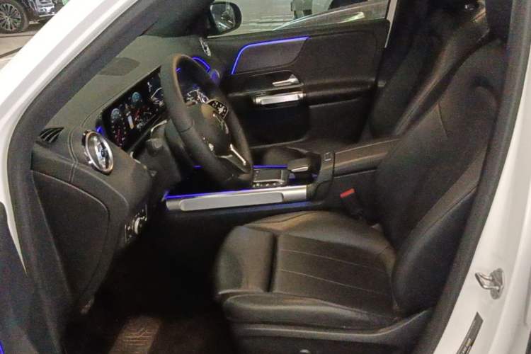 Used Mercedes-Benz GLB 2021 GLB 200 Dynamic Edition Left Front Seat