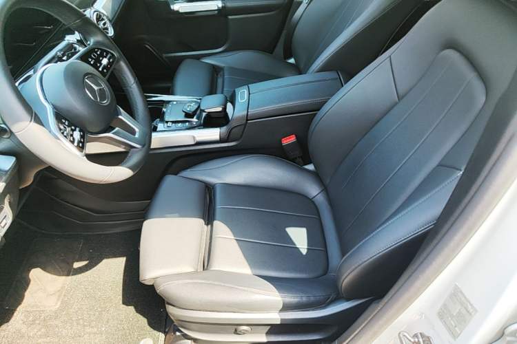 Used Mercedes-Benz GLB 2021 GLB 200 Dynamic Edition Left Front Seat