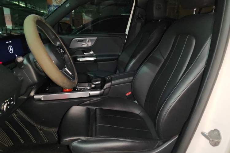 Used Mercedes-Benz GLB 2021 GLB 200 Fashion Model Left Front Seat