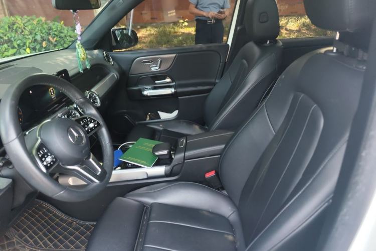 Used Mercedes-Benz GLB 2021 GLB 200 Fashion Model Left Front Seat