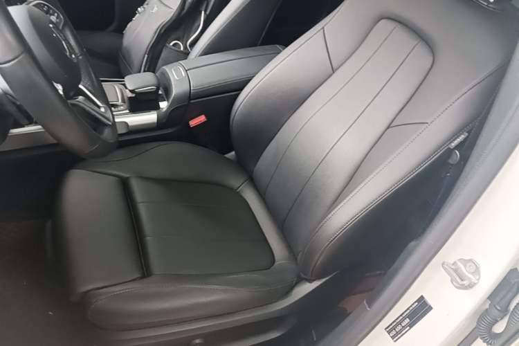 Used Mercedes-Benz GLB 2021 GLB 180 Dynamic Edition Left Front Seat
