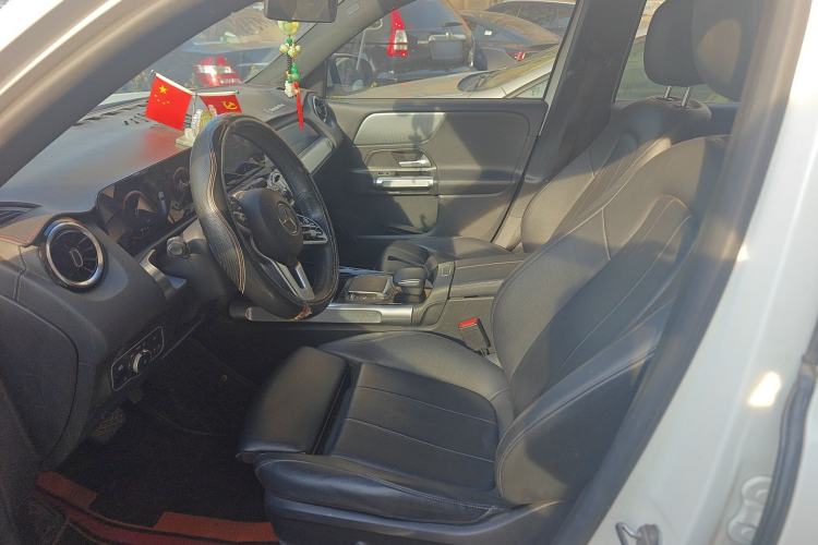 Used Mercedes-Benz GLB 2021 GLB 180 Fashion Model Left Front Seat