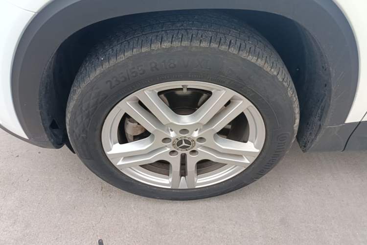 Used Mercedes-Benz GLB 2021 GLB 200 Dynamic Edition Left Front Wheel Hub