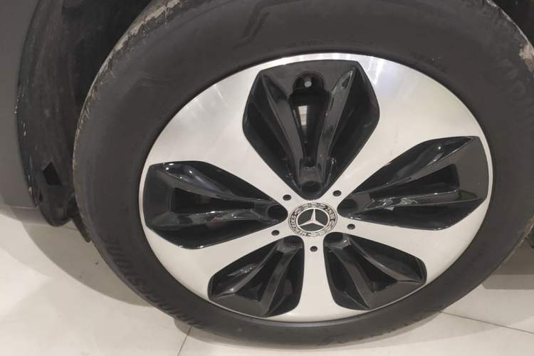 Used Mercedes-Benz GLB 2021 GLB 200 Fashion Model Left Front Wheel Hub