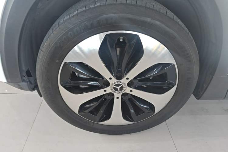 Used Mercedes-Benz GLB 2021 GLB 200 Fashion Model Left Front Wheel Hub