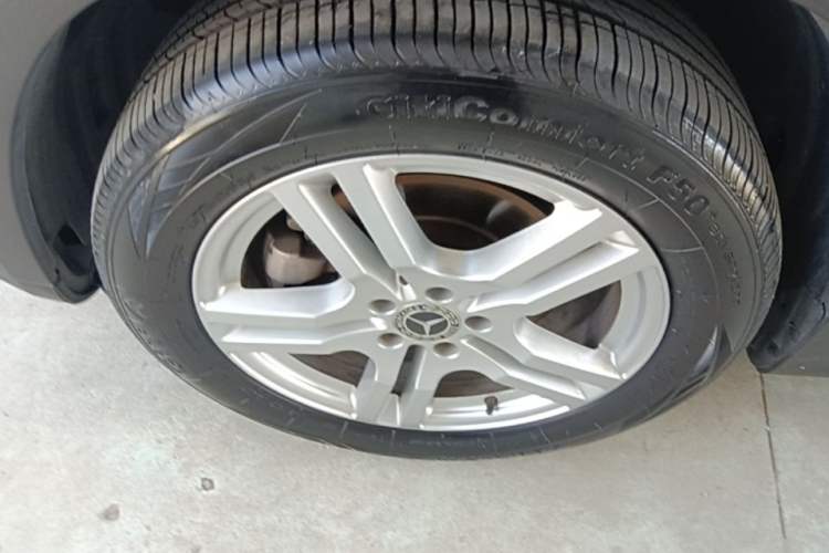 Used Mercedes-Benz GLB 2021 GLB 180 Dynamic Edition Left Front Wheel Hub