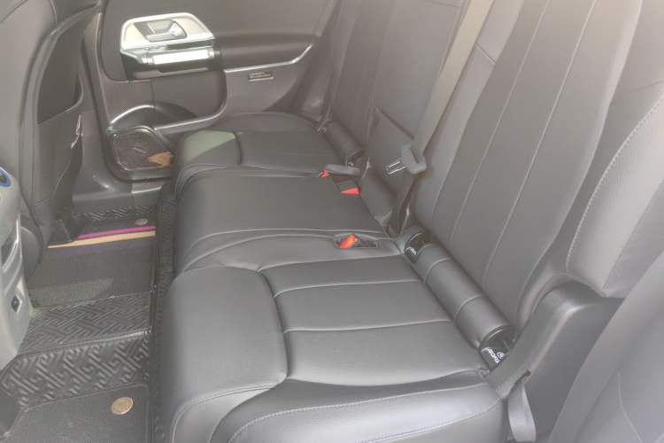 Used Mercedes-Benz GLB 2021 GLB 200 Fashion Model Left Rear Seat