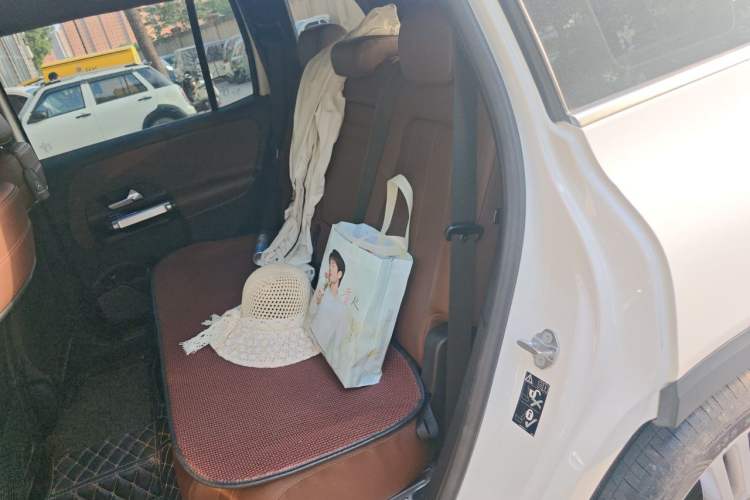 Used Mercedes-Benz GLB 2021 GLB 200 Dynamic Edition Left Rear Seat