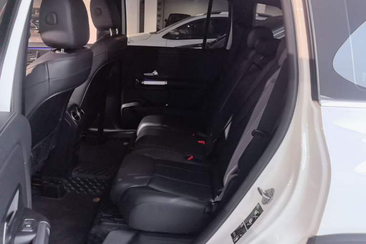 Used Mercedes-Benz GLB 2021 GLB 200 Fashion Model Left Rear Seat