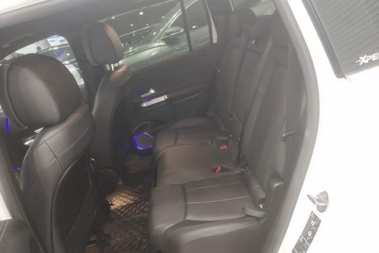 Used Mercedes-Benz GLB 2021 GLB 200 Fashion Model Left Rear Seat