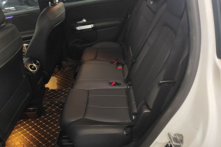 Used Mercedes-Benz GLB 2021 GLB 200 Fashion Model Left Rear Seat