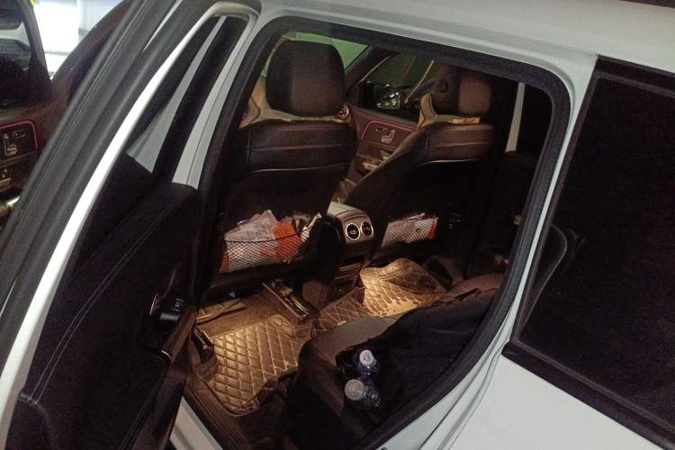 Used Mercedes-Benz GLB 2021 GLB 200 4MATIC Left Rear Seat