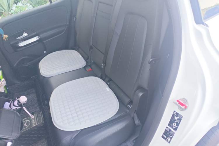 Used Mercedes-Benz GLB 2021 GLB 180 Fashion Model Left Rear Seat