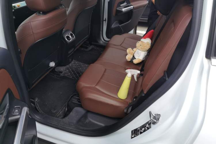 Used Mercedes-Benz GLB 2021 GLB 200 Fashion Model Left Rear Seat