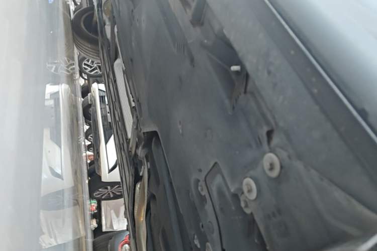 Used Mercedes-Benz GLB 2021 GLB 200 Fashion Model Left Side Sill