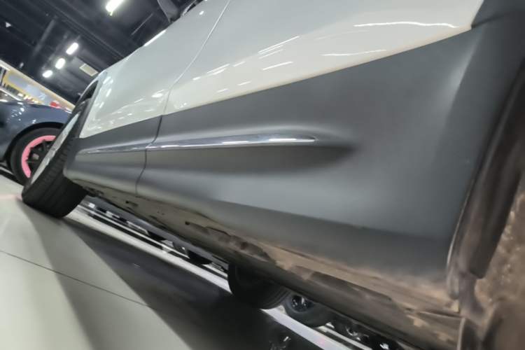 Used Mercedes-Benz GLB 2021 GLB 200 Dynamic Edition Left Side Sill