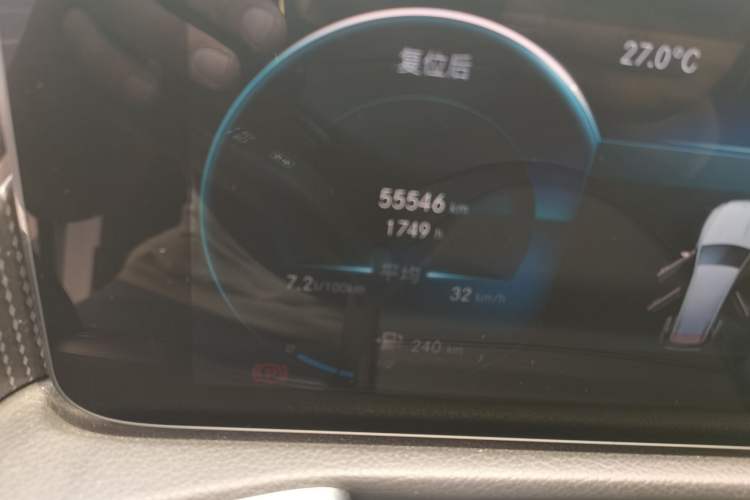Used Mercedes-Benz GLB 2021 GLB 200 Dynamic Edition Odometer Close Up