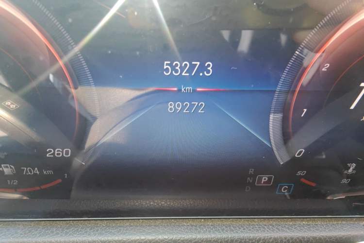 Used Mercedes-Benz GLB 2021 GLB 180 Fashion Model Odometer Close Up