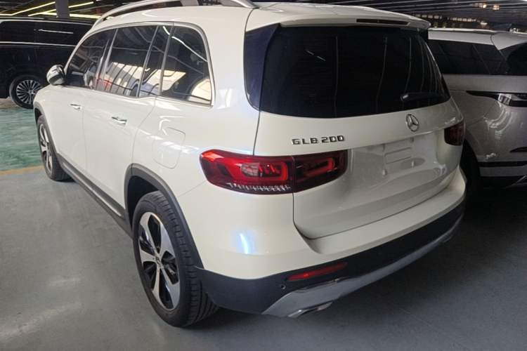 Used Mercedes-Benz GLB 2021 GLB 200 Fashion Model Rear Left 45 Deg