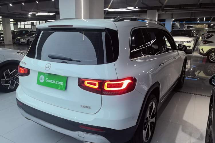 Used Mercedes-Benz GLB 2021 GLB 200 Fashion Model Rear Right 45 Deg