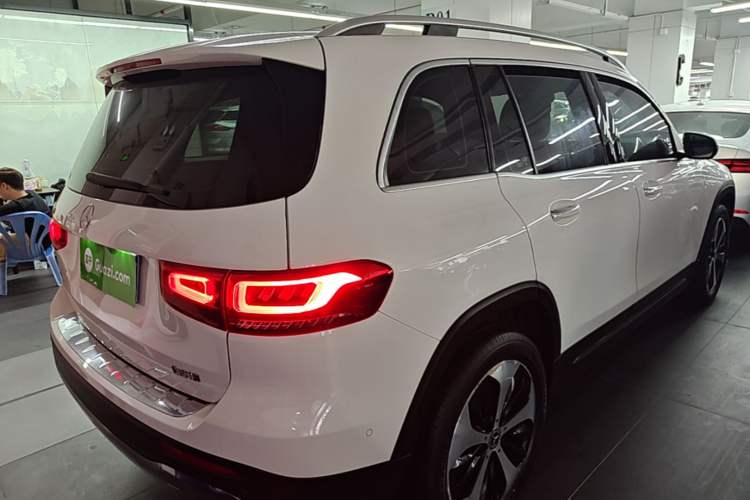 Used Mercedes-Benz GLB 2021 GLB 200 Fashion Model Rear Right 45 Deg
