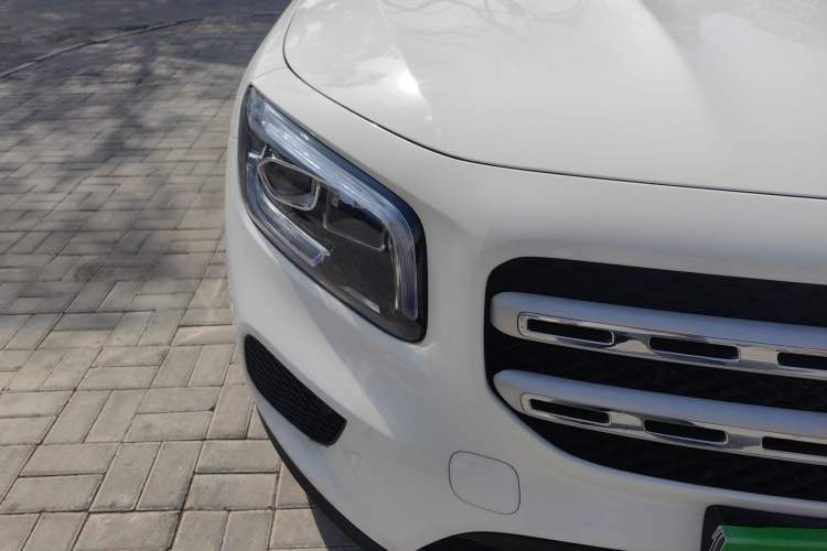 Used Mercedes-Benz GLB 2021 GLB 200 Fashion Model Right Front Headlight