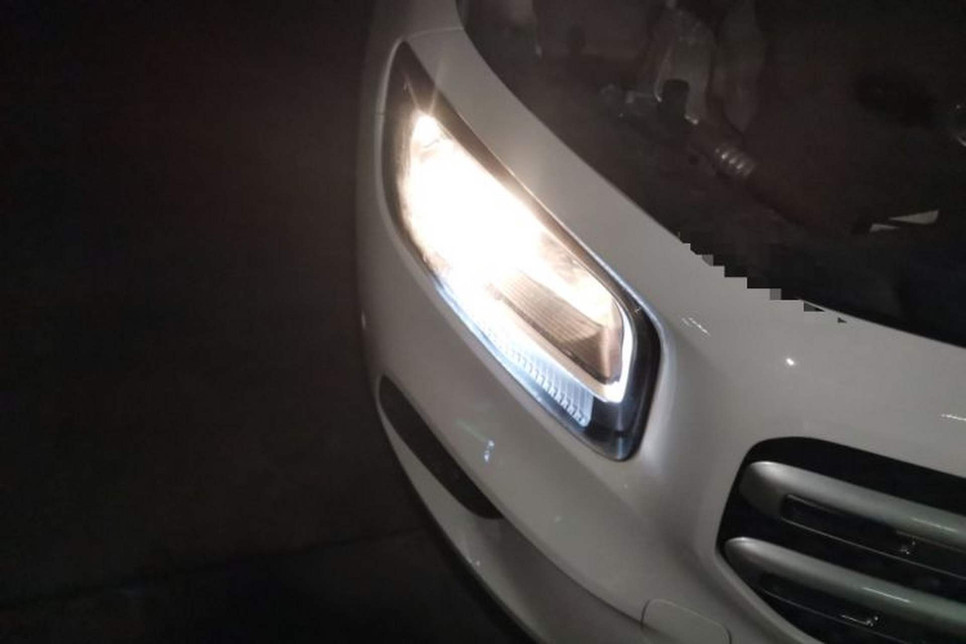 Used Mercedes-Benz GLB 2021 GLB 180 Fashion Model Right Front Headlight