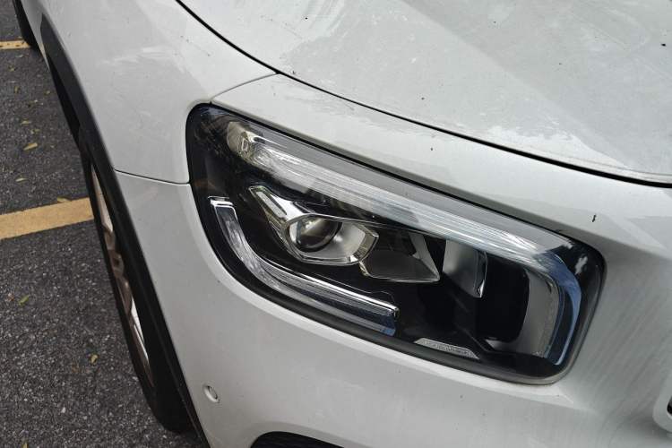 Used Mercedes-Benz GLB 2021 GLB 200 Dynamic Edition Right Front Headlight