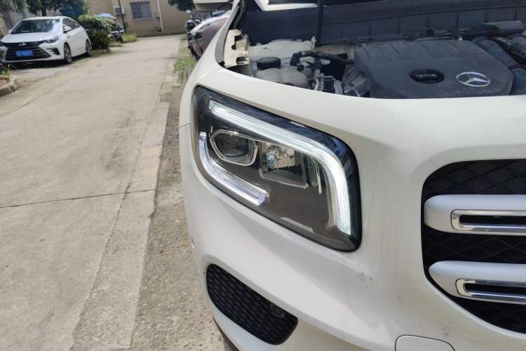 Used Mercedes-Benz GLB 2021 GLB 200 Dynamic Edition Right Front Headlight