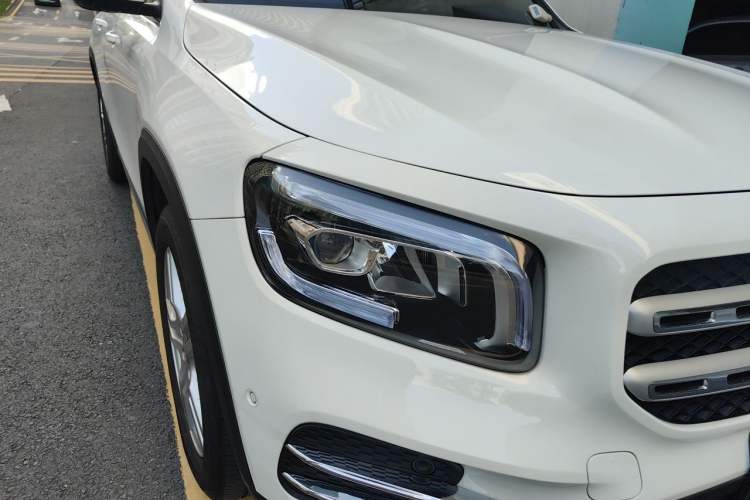 Used Mercedes-Benz GLB 2021 GLB 200 Dynamic Edition Right Front Headlight