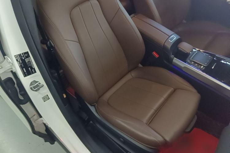 Used Mercedes-Benz GLB 2021 GLB 200 Fashion Model Right Front Seat