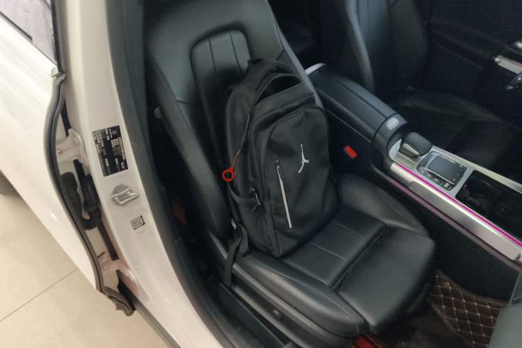 Used Mercedes-Benz GLB 2021 GLB 200 Fashion Model Right Front Seat