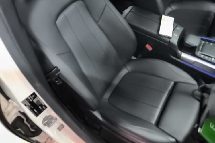 Used Mercedes-Benz GLB 2021 GLB 200 Dynamic Edition Right Front Seat