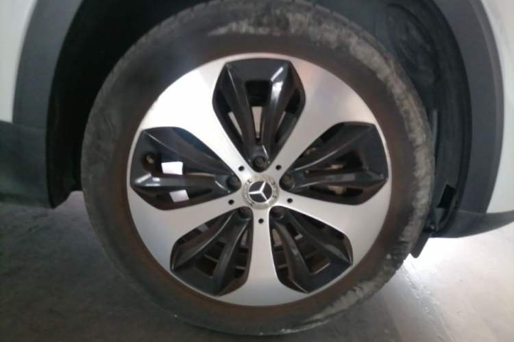 Used Mercedes-Benz GLB 2021 GLB 200 Fashion Model Right Front Wheel Hub