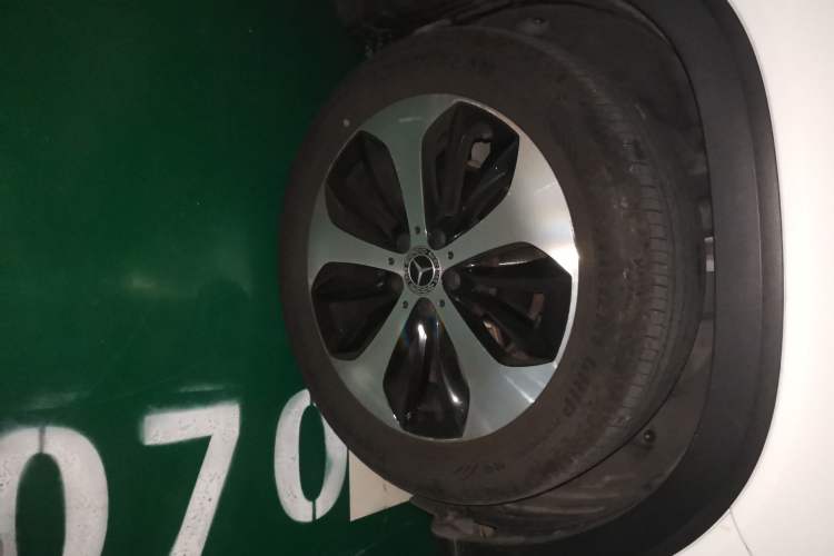 Used Mercedes-Benz GLB 2021 GLB 200 Fashion Model Right Front Wheel Hub
