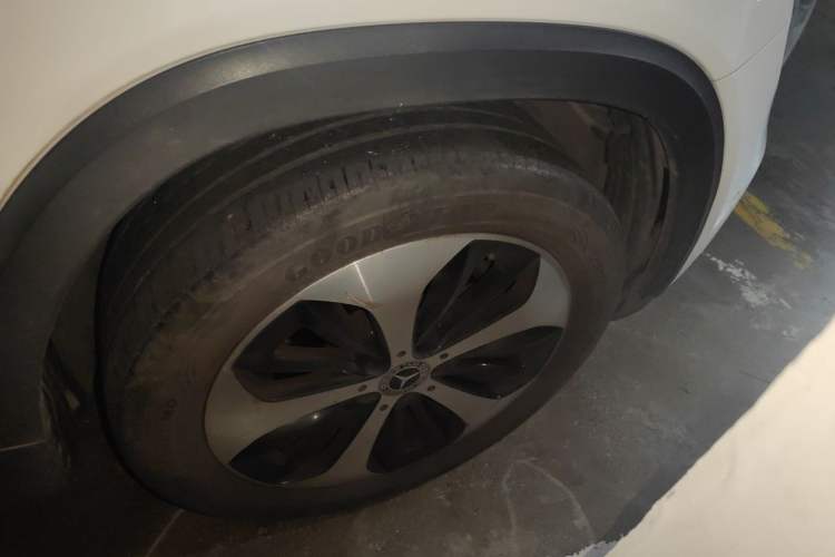 Used Mercedes-Benz GLB 2021 GLB 180 Fashion Model Right Front Wheel Hub
