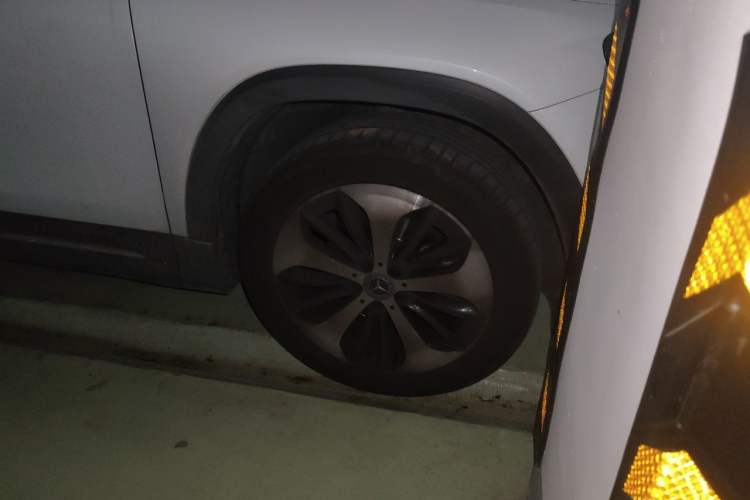 Used Mercedes-Benz GLB 2021 GLB 200 Fashion Model Right Front Wheel Hub