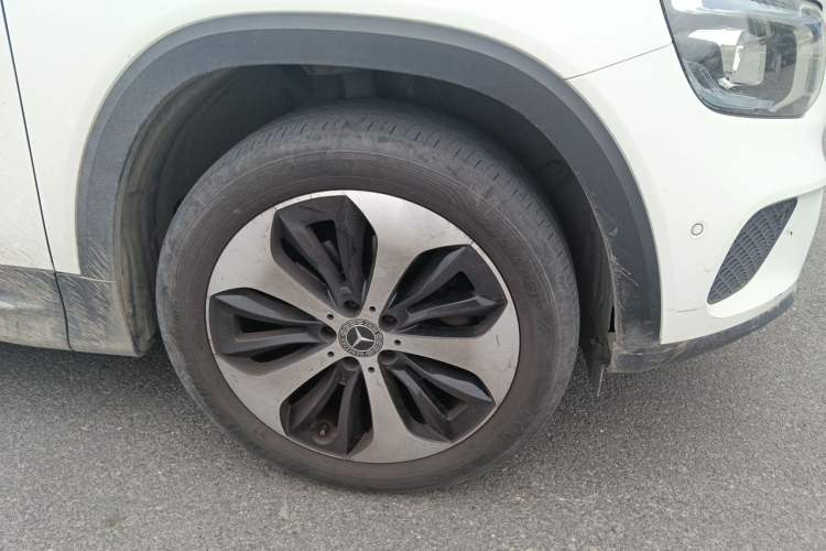 Used Mercedes-Benz GLB 2021 GLB 200 Fashion Model Right Front Wheel Hub