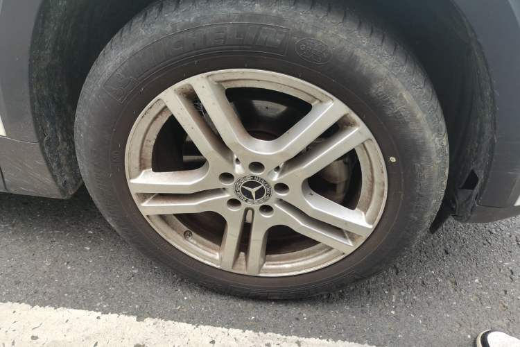 Used Mercedes-Benz GLB 2021 GLB 200 Dynamic Edition Right Front Wheel Hub