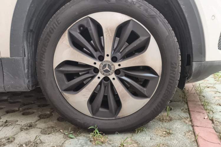 Used Mercedes-Benz GLB 2021 GLB 200 Fashion Model Right Front Wheel Hub