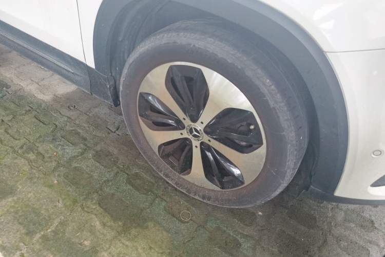 Used Mercedes-Benz GLB 2021 GLB 200 Fashion Model Right Front Wheel Hub