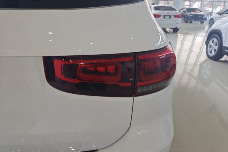Used Mercedes-Benz GLB 2021 GLB 200 Fashion Model Right Rear Taillight