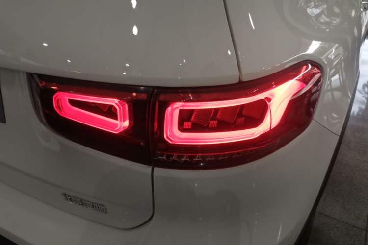 Used Mercedes-Benz GLB 2021 GLB 200 Fashion Model Right Rear Taillight